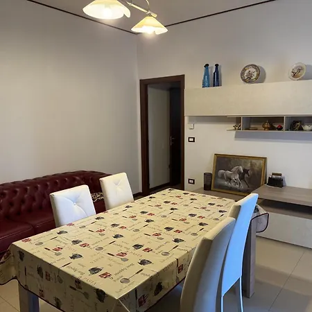 Corte Degli Aranci شقة